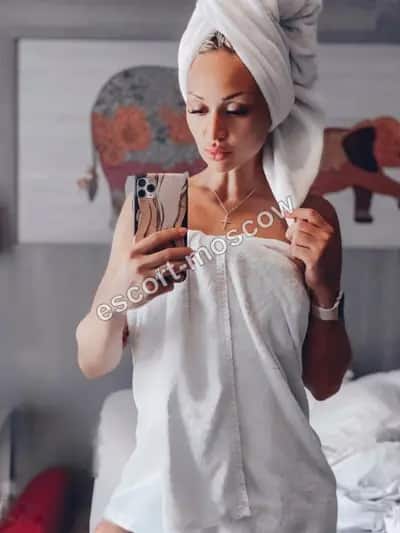 ALEKSA🌟